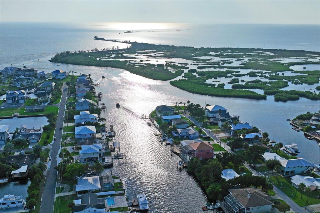 Image 68 of property listing at 3294 MINNOW CREEK DRIVE, Hernando Beach, FL 34607
