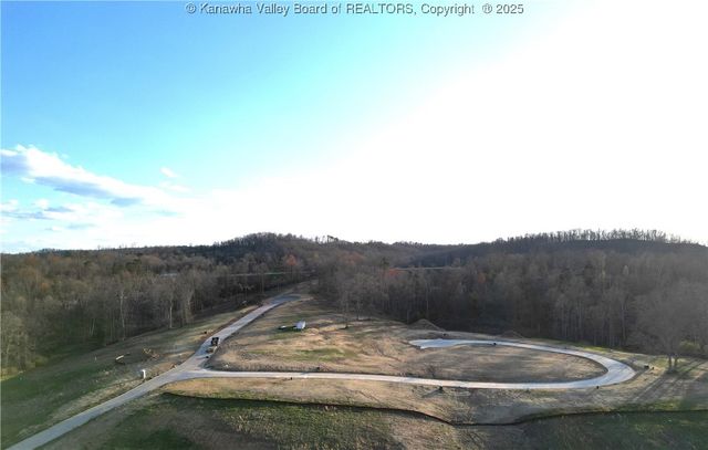 118 Sanctuary Drive, Fraziers Bottom, WV 25082