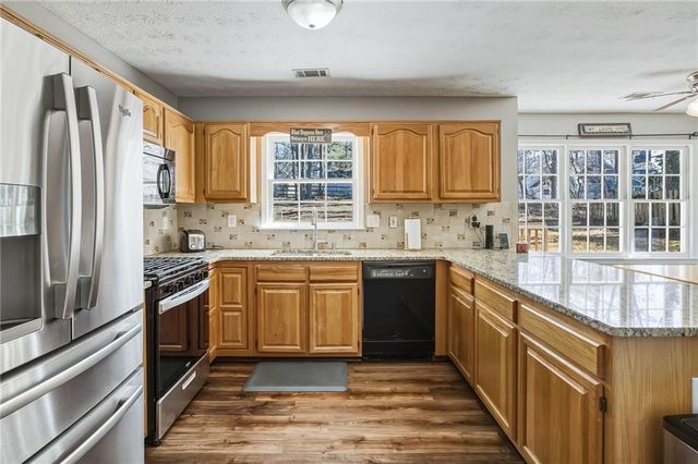 5210 Michaels Way, Woodstock, GA 30188