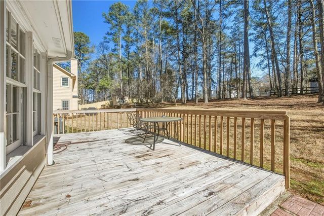 5210 Michaels Way, Woodstock, GA 30188