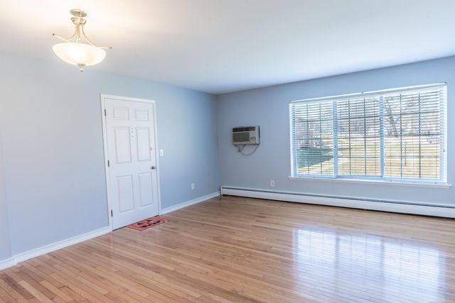 436 Romeo Road 311, Rochester, MI 48307