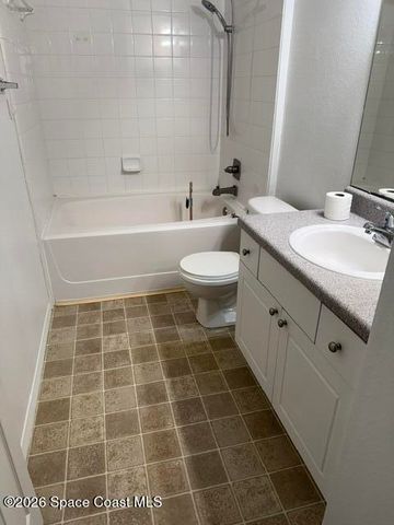 5692 Star Rush Drive 202, Melbourne, FL 32940