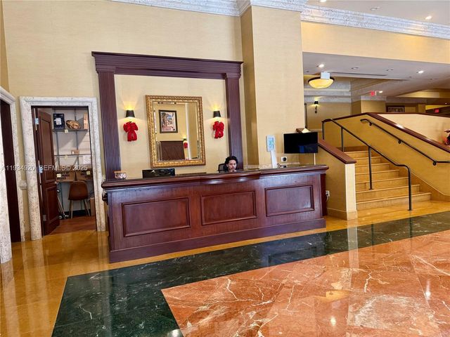 8395 SW 73rd Ave 417, Miami, FL 33143