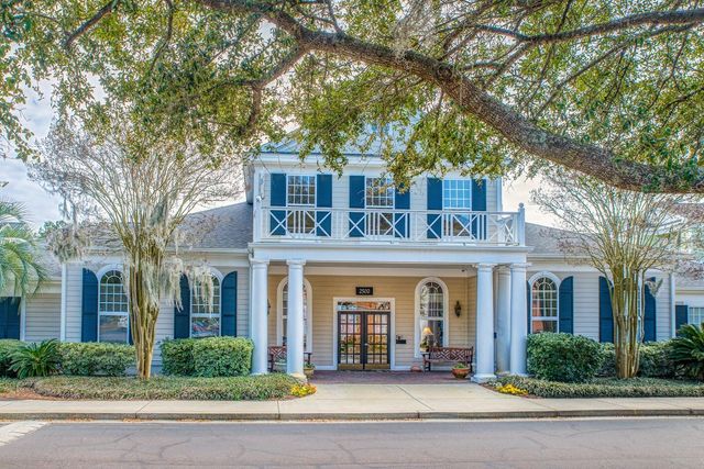 2322 Chatelain Way, Mount Pleasant, SC 29464