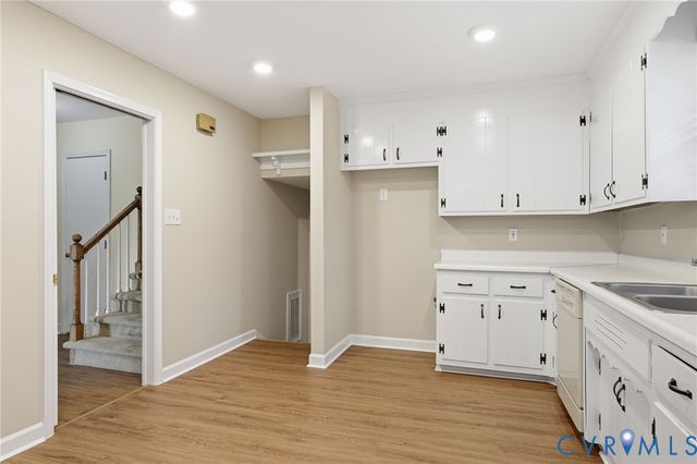 3737 Perthshire Ln, Colonial Heights, VA 23834