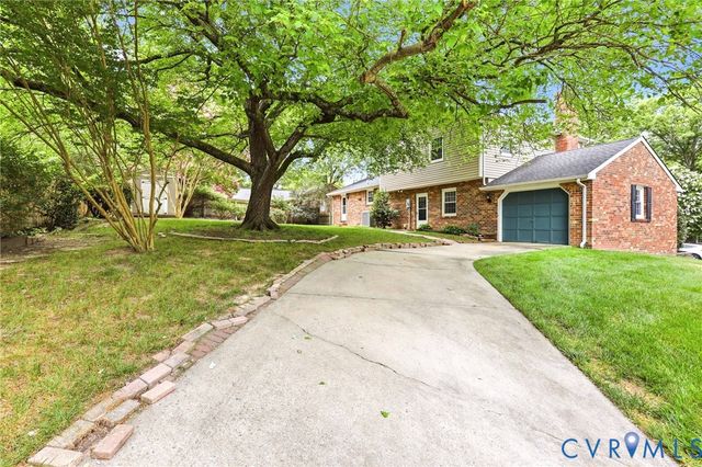 3737 Perthshire Ln, Colonial Heights, VA 23834