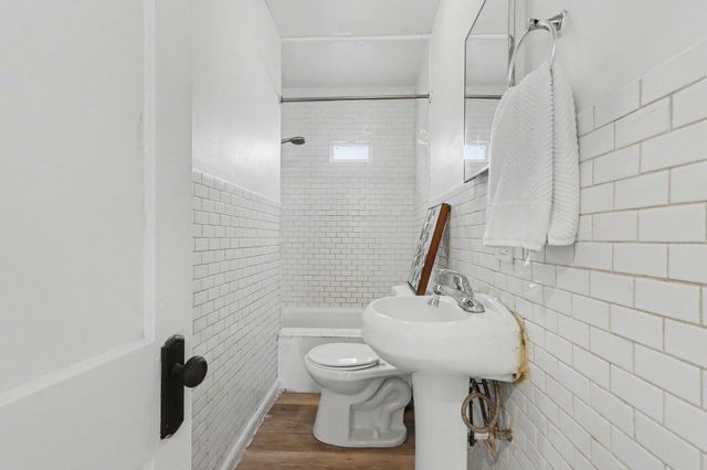 140 Dixie Avenue, Kalamazoo, MI 49001