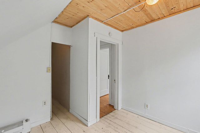 140 Dixie Avenue, Kalamazoo, MI 49001