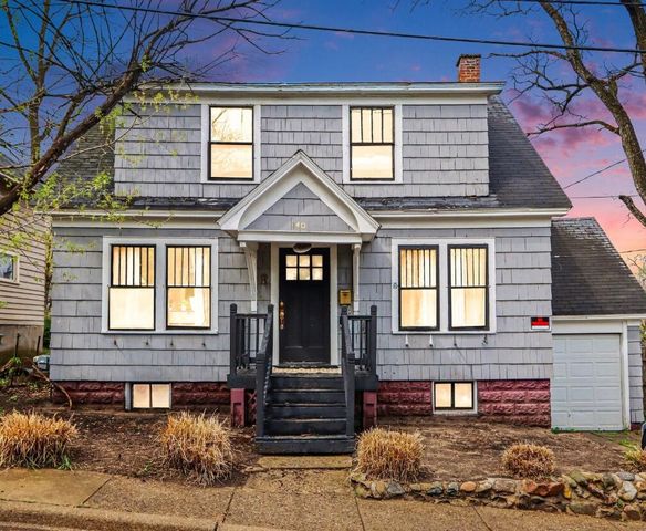 140 Dixie Avenue, Kalamazoo, MI 49001