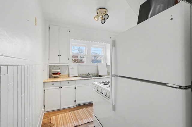 140 Dixie Avenue, Kalamazoo, MI 49001