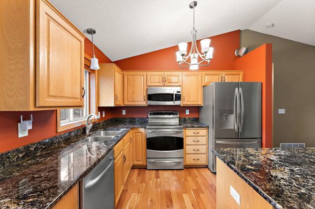 1402 143rd Street, New Richmond, WI 54017