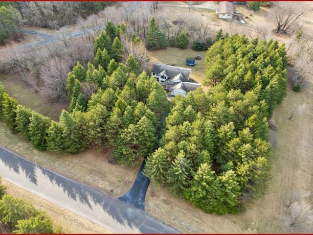 1402 143rd Street, New Richmond, WI 54017