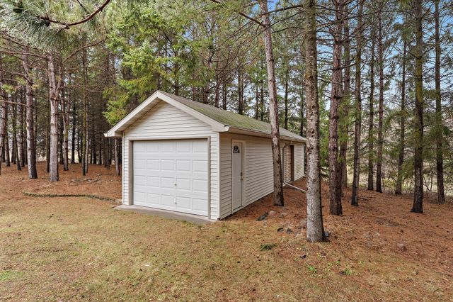 1402 143rd Street, New Richmond, WI 54017