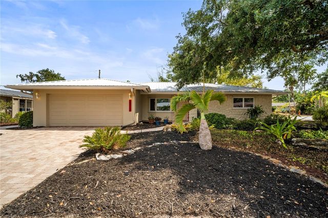 6512 BOWLINE DRIVE, Sarasota, FL 34231