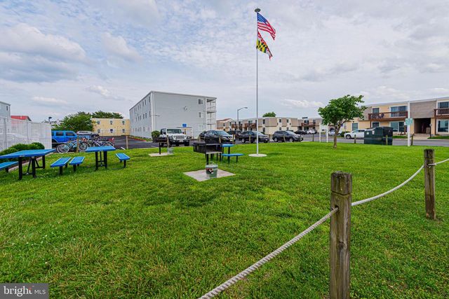 424 LARK LN #E304, Ocean City, MD 21842