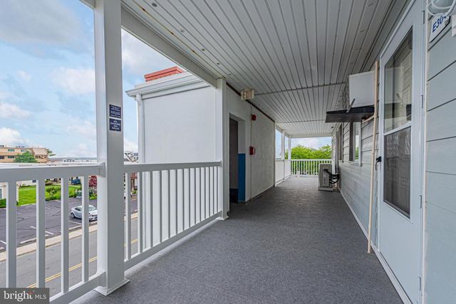 424 LARK LN #E304, Ocean City, MD 21842