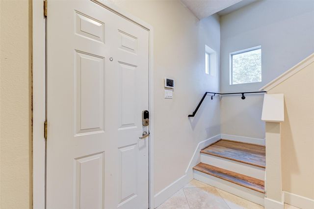 1902 Fletcher Street, Houston, TX 77009