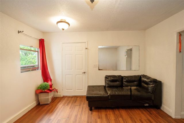624 51st Street, West Palm Beach, FL 33407