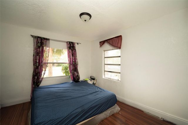 624 51st Street, West Palm Beach, FL 33407