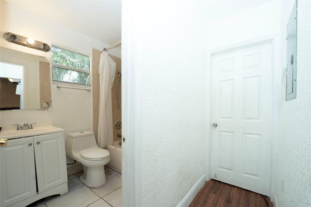 624 51st Street, West Palm Beach, FL 33407