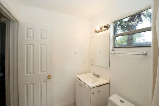 624 51st Street, West Palm Beach, FL 33407