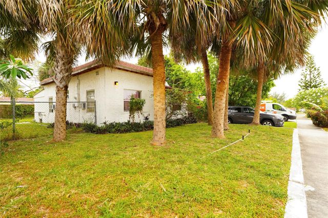 624 51st Street, West Palm Beach, FL 33407