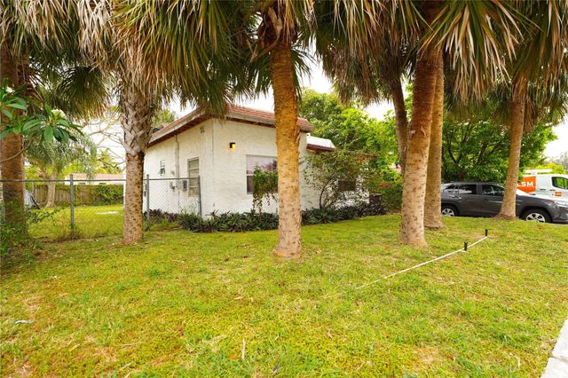 624 51st Street, West Palm Beach, FL 33407