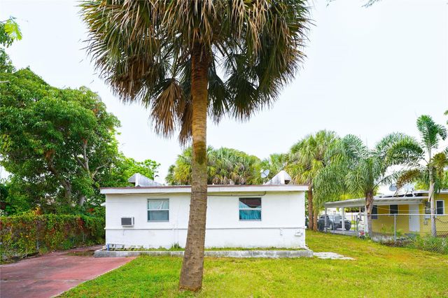 624 51st Street, West Palm Beach, FL 33407