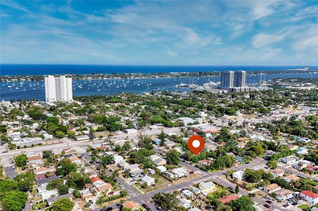 624 51st Street, West Palm Beach, FL 33407