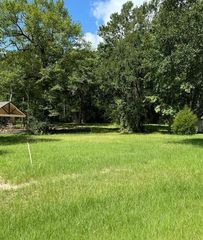 89 Hunters Creek Drive, Huntsville, TX 77340