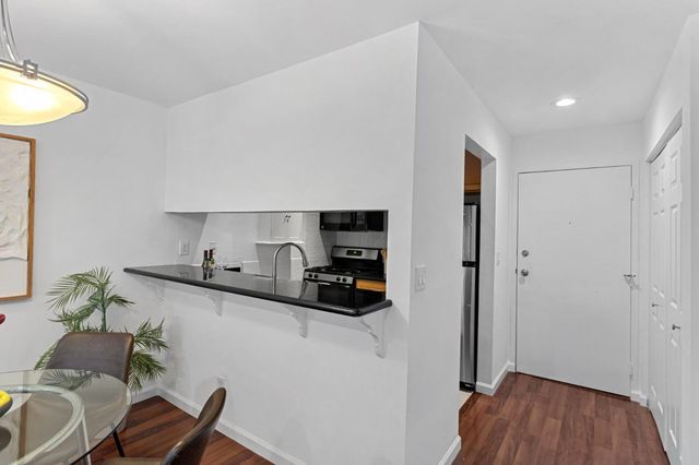 5140 Diamond Heights Boulevard 203A, San Francisco, CA 94131