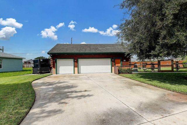 4550 SW Calloway Street, Port St. Lucie, Port St Lucie, FL 34953