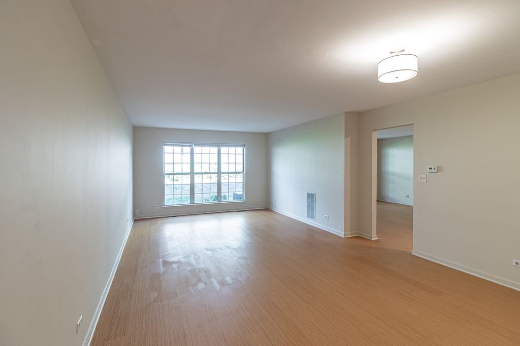 674 Portage Court, Vernon Hills, IL 60061 — photo 4