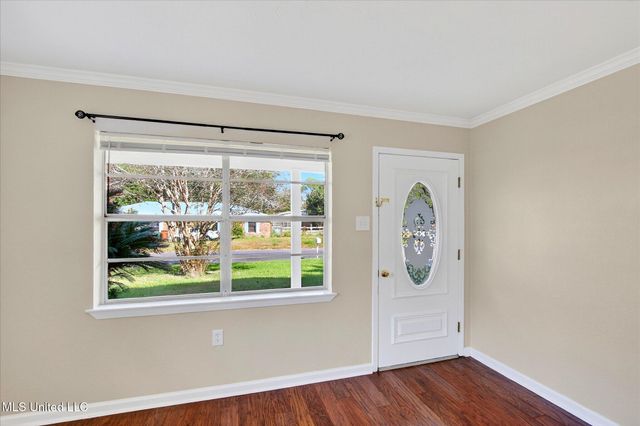 2129 Floyd Drive, Biloxi, MS 39531