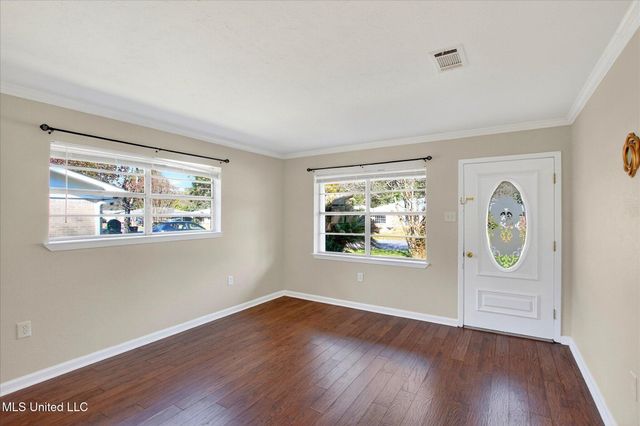 2129 Floyd Drive, Biloxi, MS 39531