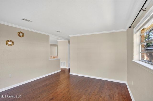 2129 Floyd Drive, Biloxi, MS 39531