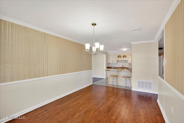 2129 Floyd Drive, Biloxi, MS 39531