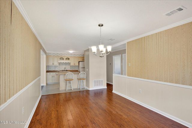 2129 Floyd Drive, Biloxi, MS 39531