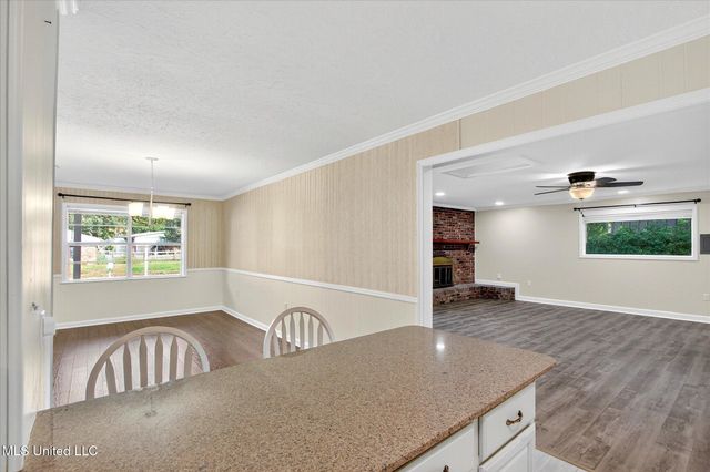 2129 Floyd Drive, Biloxi, MS 39531