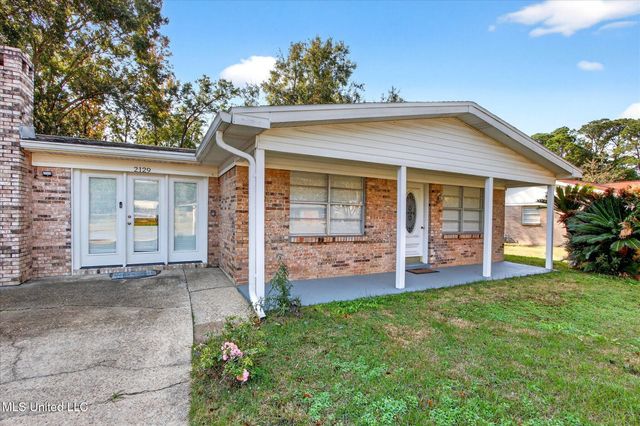 2129 Floyd Drive, Biloxi, MS 39531