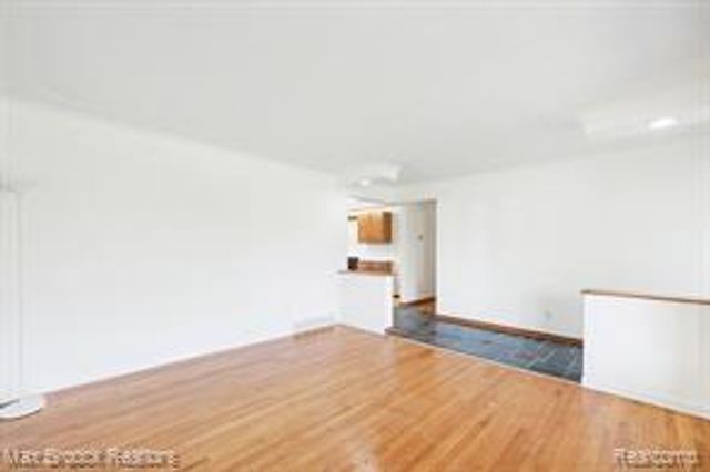 5030 Stellar Road, Shelby Twp, MI 48316