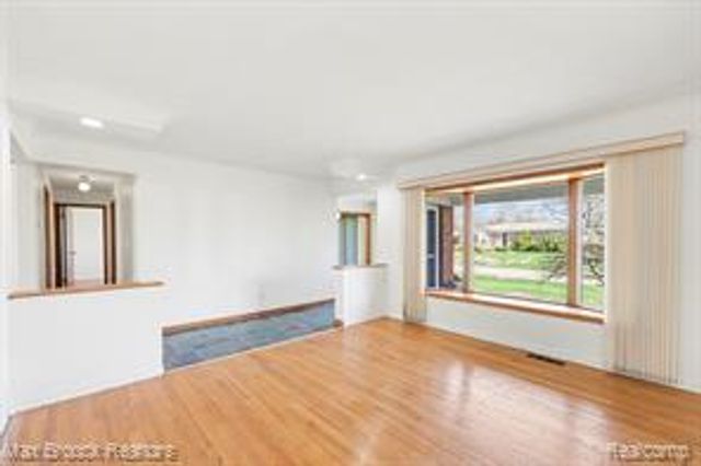 5030 Stellar Road, Shelby Twp, MI 48316