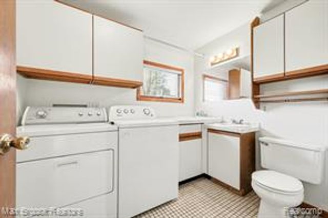 5030 Stellar Road, Shelby Twp, MI 48316