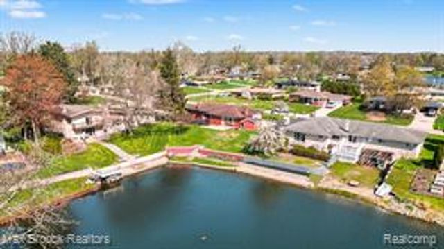 5030 Stellar Road, Shelby Twp, MI 48316