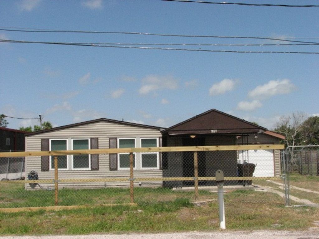 420 Anchor St, Corpus Christi, TX 78418 — photo 2