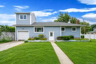 152 Alkier Street, Brentwood, NY 11717