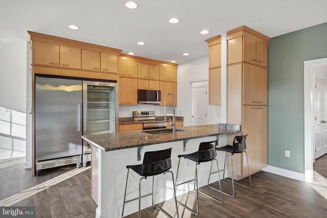 47 FRANKLIN DR, Mechanicsburg, PA 17055