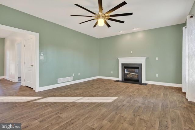 47 FRANKLIN DR, Mechanicsburg, PA 17055