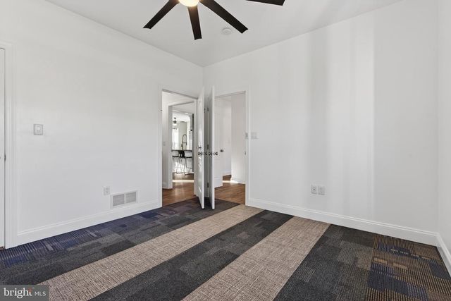 47 FRANKLIN DR, Mechanicsburg, PA 17055