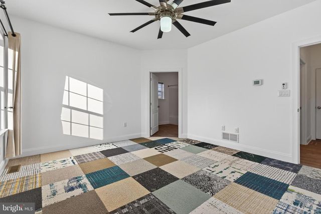 47 FRANKLIN DR, Mechanicsburg, PA 17055